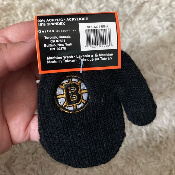 Infant Mittens - Picture 3 of 5